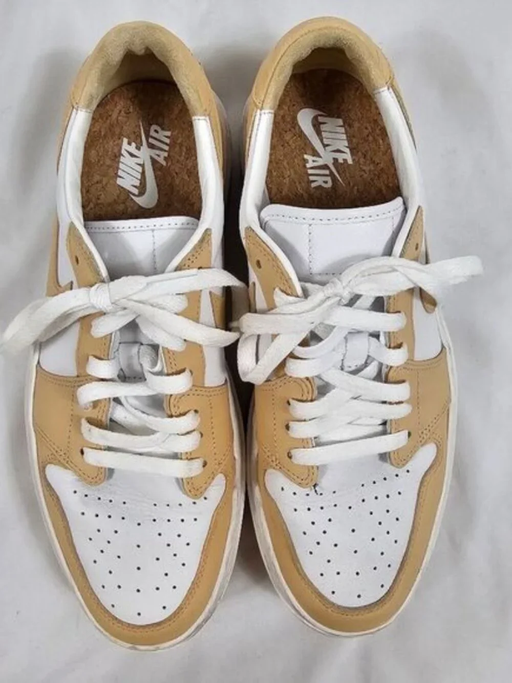 Nike lifted platform